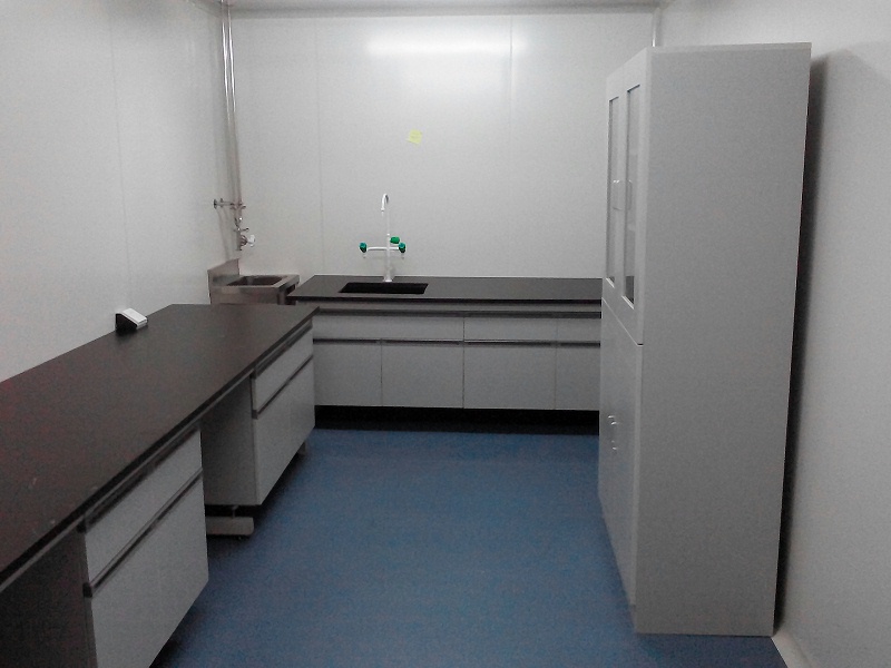 瑞斯達(dá)實(shí)驗(yàn)室圖片IMG_20160427_141933